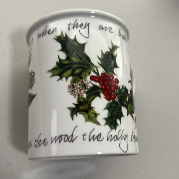 Pottmeirion The Holly and The Ivy Breakfast Mug - Picture 4 of 7